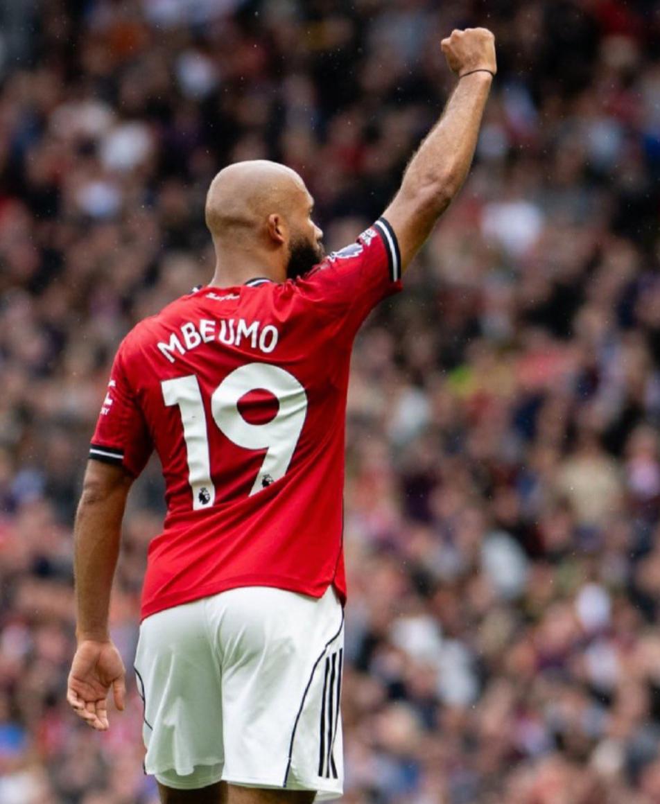 开元棋牌app下载页-从窗口期曼联备战欧联到菲尼克斯太阳状态回暖，武汉三镇官宣签约备战英超的简单介绍