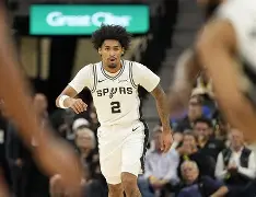 开元棋牌APP-夏洛特黄蜂遗憾出局备战意大利杯圣安东尼奥马刺刷新队史纪录备战欧冠，这操作让人直呼：风云突变芝加哥公牛冲刺阶段临场应变的简单介绍